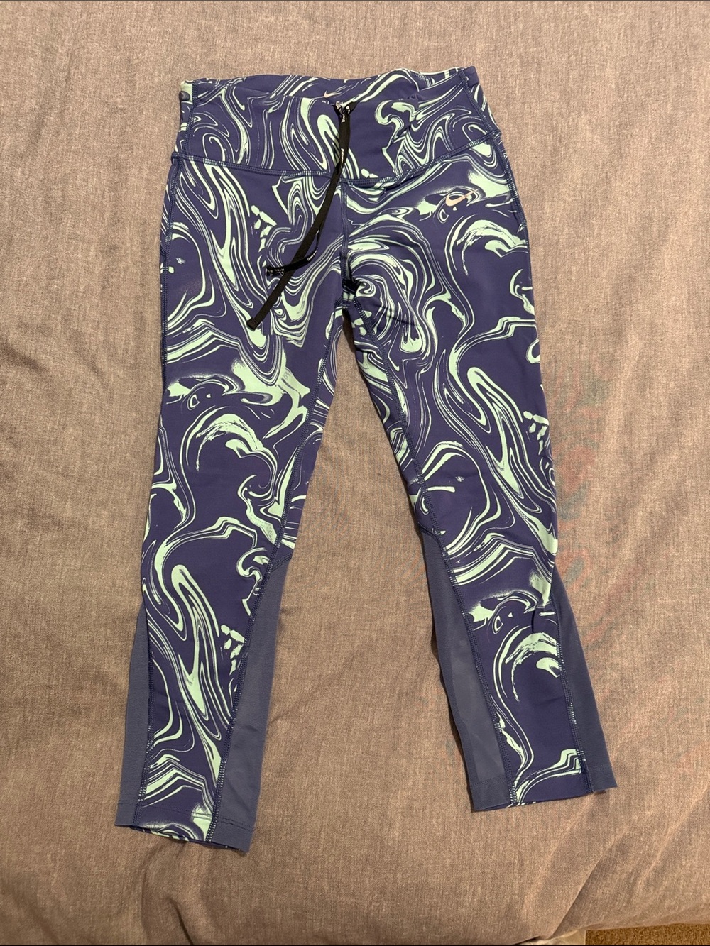 Nike Dri-Fit Cropped Leggings (periwinkle/aqua)